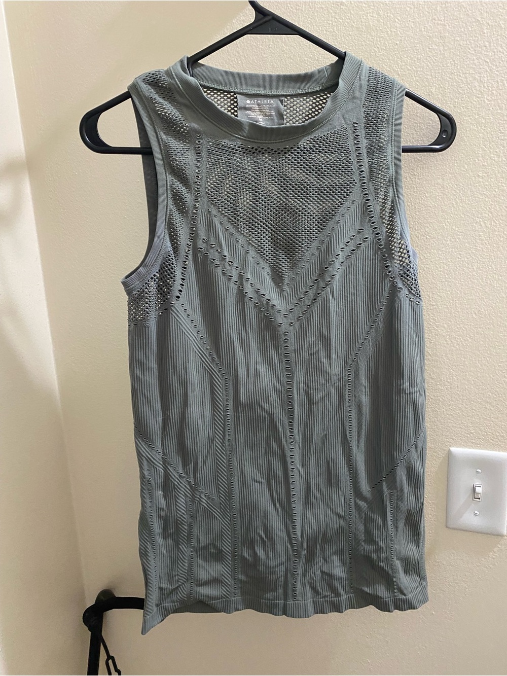 Athleta Olive Green Sleeveless Mesh-Detail Performance Tank